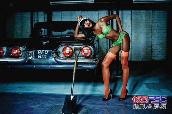 Naomi Campbell 演绎 Agent Provocateur 2015 春夏系列宣传广告