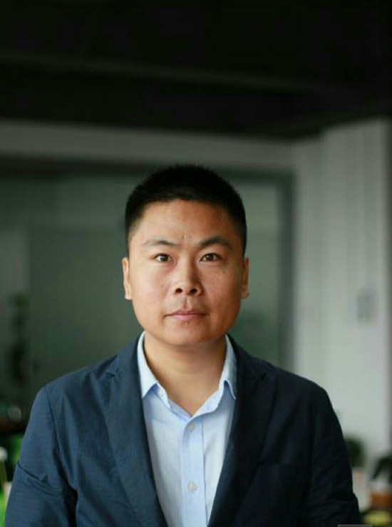 云工厂CEO李钦