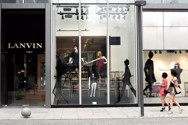 LVMH旗下基金投资的丸美再次申请IPO 传<a data-cke-saved-href='http://m.china-ef.com/heilanhome/index.htm' href='http://m.china-ef.com/heilanhome/index.htm' style='text-decoration:underline;' target='_blank'>海澜之家</a>竞购《嘉人》杂志