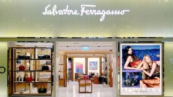 Ferragamo或从<a  data-cke-saved-href='http://m.china-ef.com/hkgucci/index.htm' href='http://m.china-ef.com/hkgucci/index.htm'  style='text-decoration:underline;'  target='_blank'>Gucci</a>搬救星 消息传出刺激股价大涨