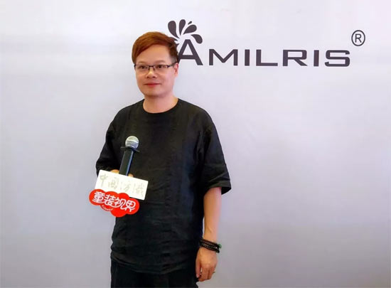 “我的安米莉 我的童年乐趣”安米莉AML2018冬&年装新品发布！