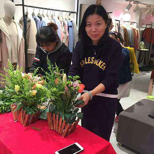 热烈祝贺第一届“优雅女人，香影花艺节”江苏泰兴店圆满完成!