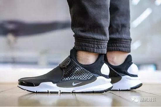 Nike Sock Dart上脚