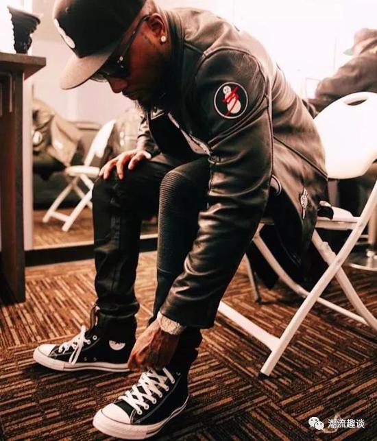 Converse Chuck Taylor All Star上脚